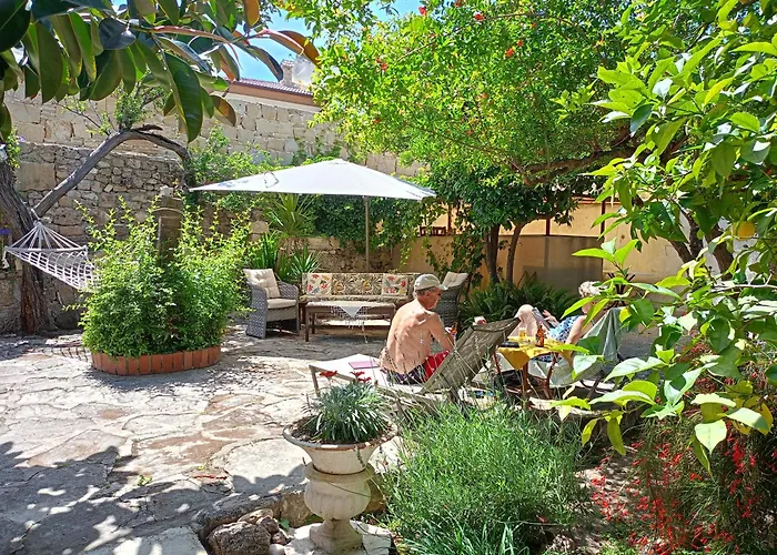 Πανσιόν Yuekser Σιντέ