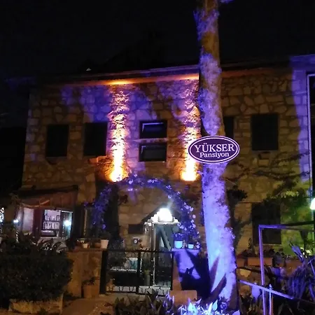 Pensjonat Yuekser 3*