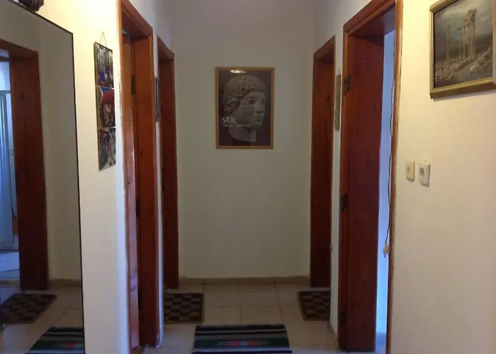 Yuekser Pensjonat Side